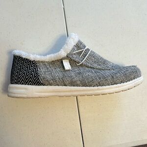 SHEIN knockoff hey dudes. Size women’s 11